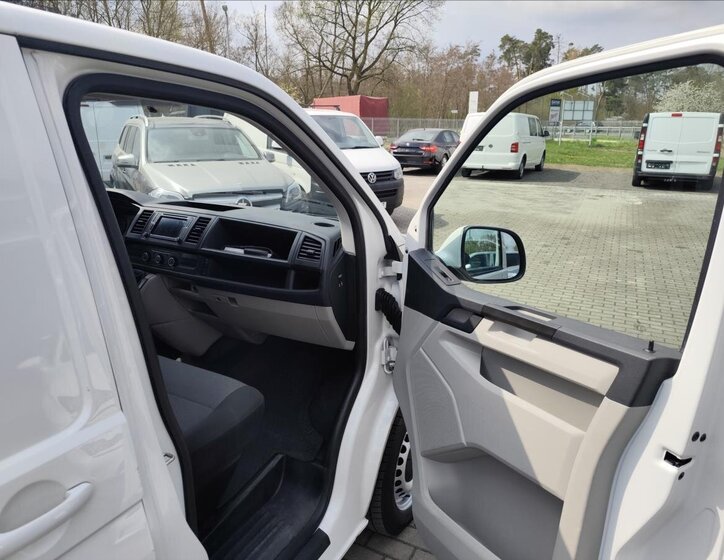 Volkswagen Transporter Ostatní 2,0 l 84 kw