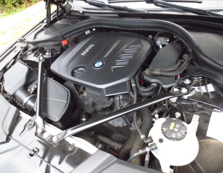 BMW Řada 5 Kombi 2,0 l 140 kw