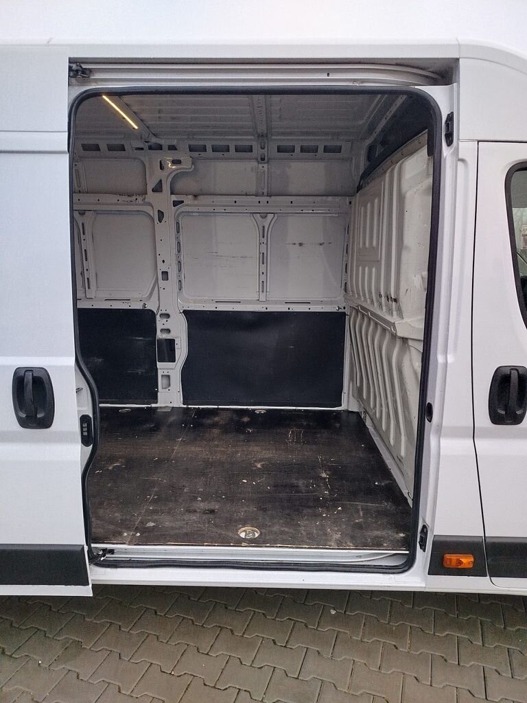 Peugeot Boxer Skříň 2,2 l 121 kw