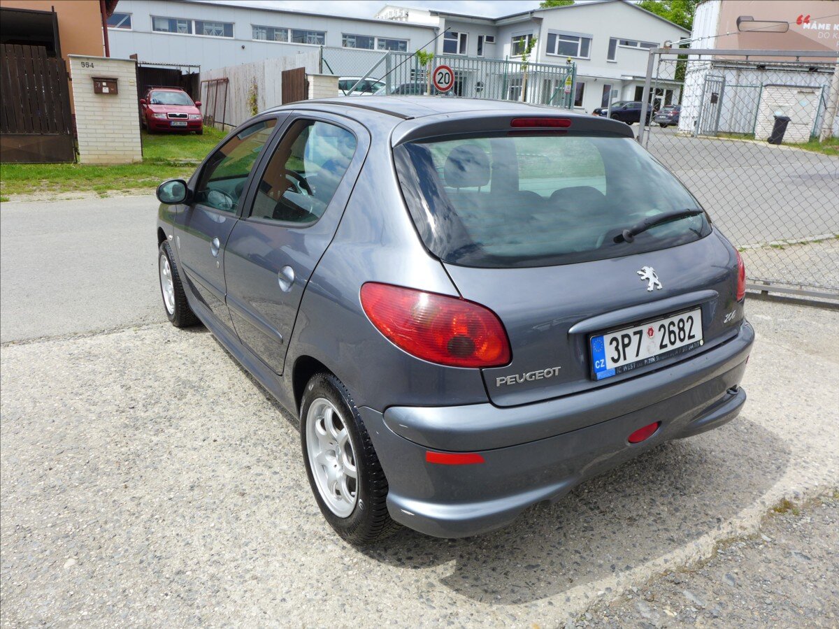 Peugeot 206 Hatchback 1,4 l 55 kw