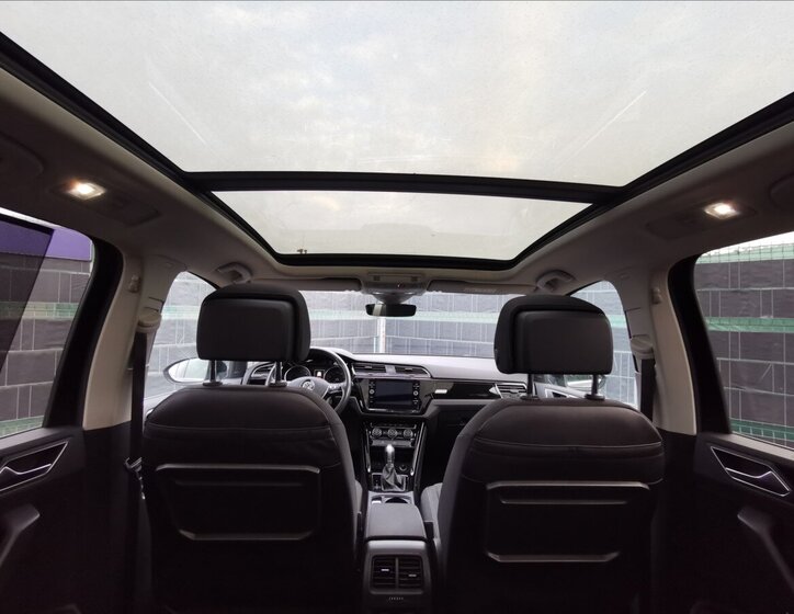 Volkswagen Touran MPV 1,6 l 85 kw