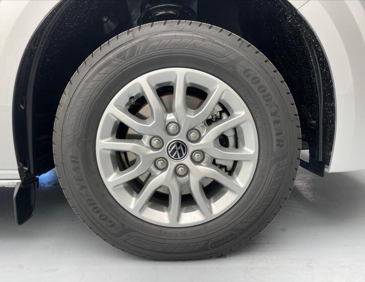 Volkswagen Caravelle 24