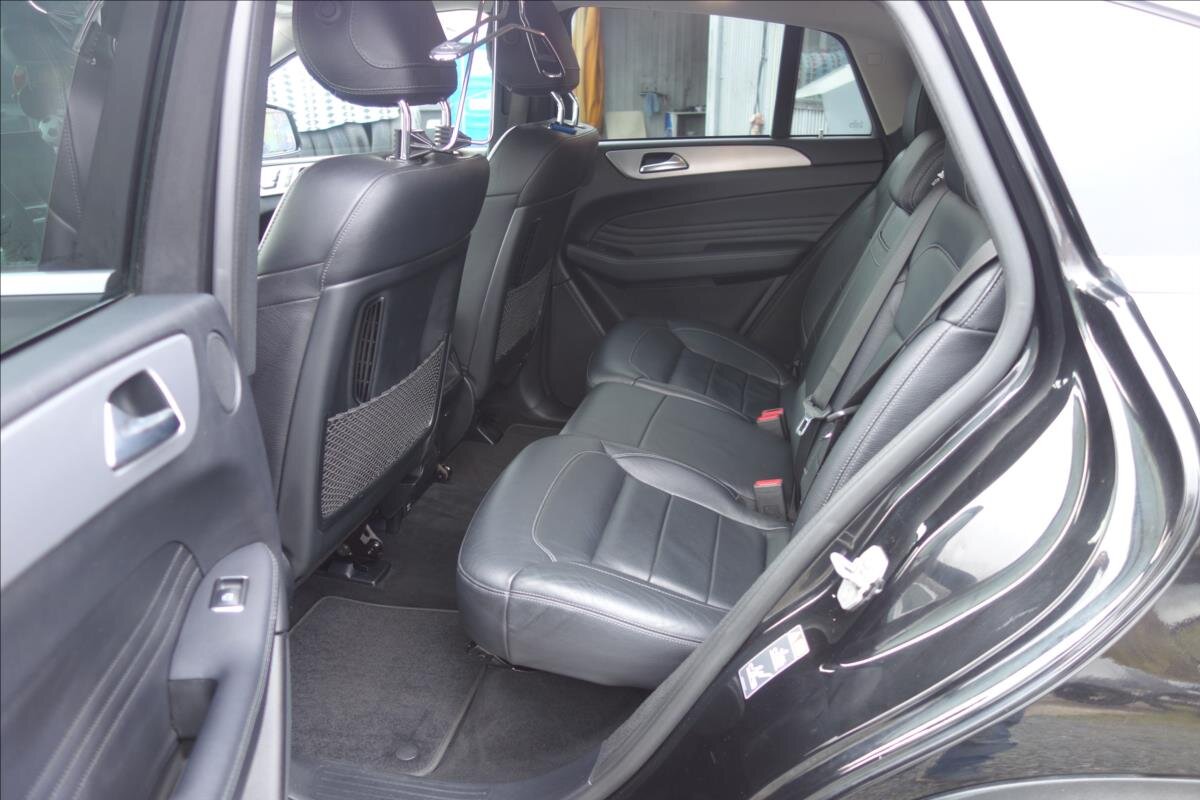 Mercedes-Benz GLE SUV 3,0 l 190 kw