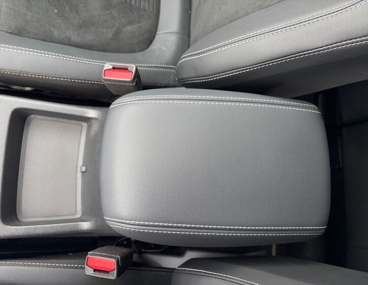 Ford Kuga SUV / Terénní 2,5 l 178 kw