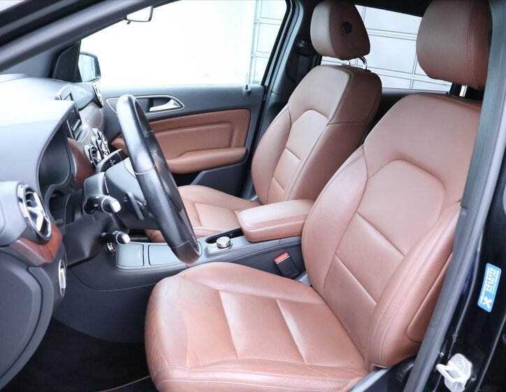 Mercedes-Benz Třídy B Hatchback 1,6 l 115 kw