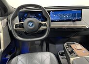 BMW iX 4