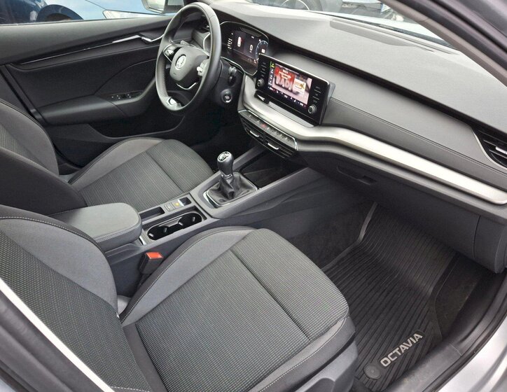 Škoda Octavia 16