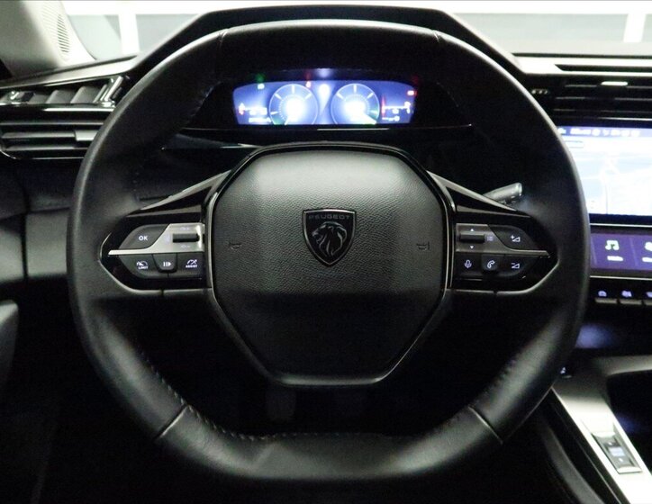 Peugeot 308 Hatchback 1,2 l 96 kw