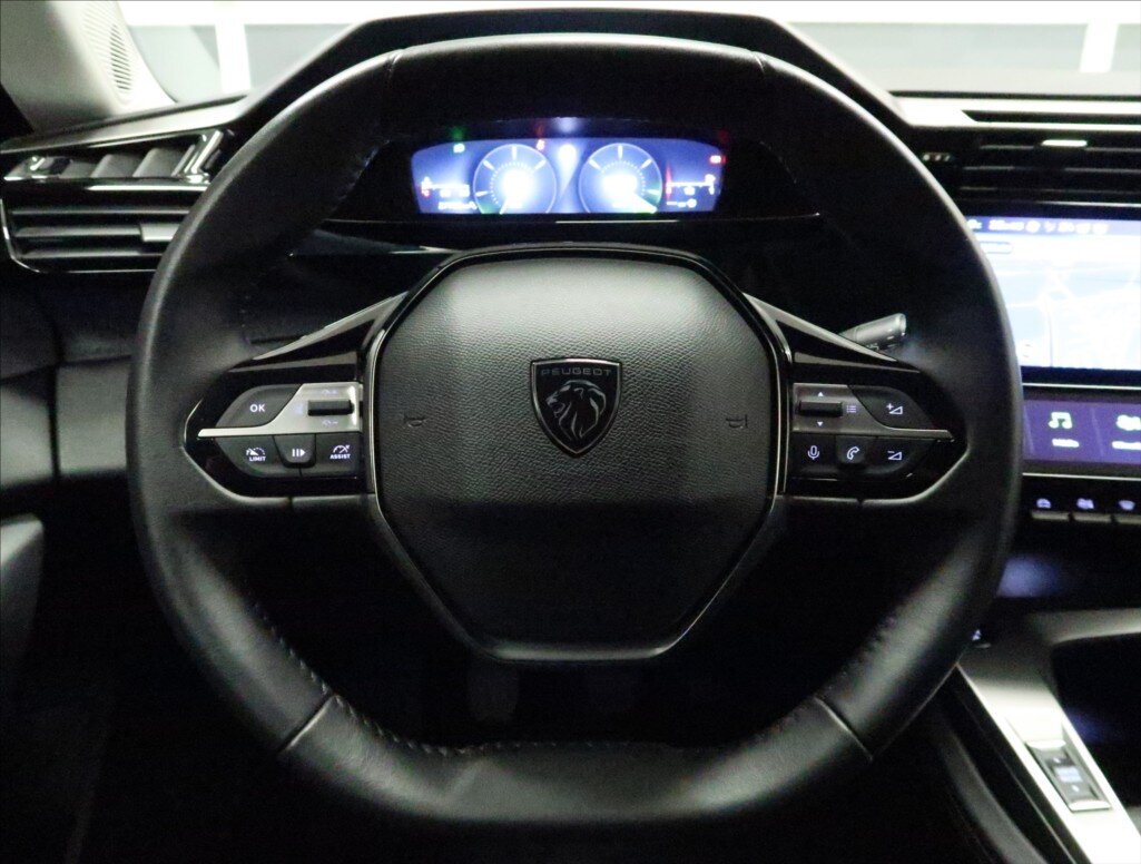 Peugeot 308 Hatchback 1,2 l 96 kw