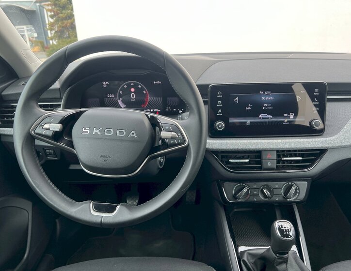 Škoda Scala Hatchback 1,0 l 85 kw