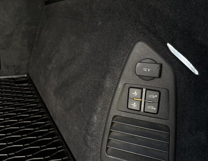 Volkswagen Touareg SUV 3,0 l 210 kw