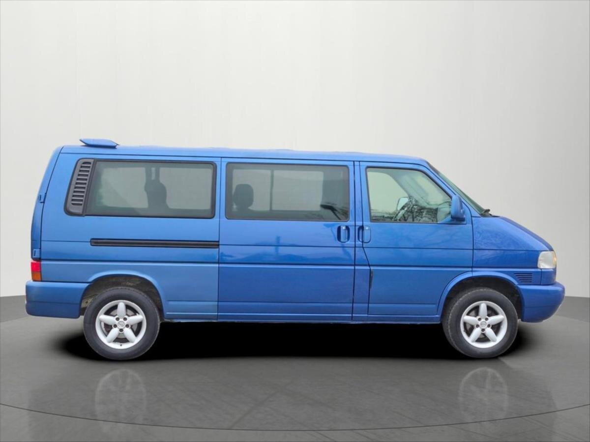 Volkswagen Caravelle Kombi 2,5 l 75 kw