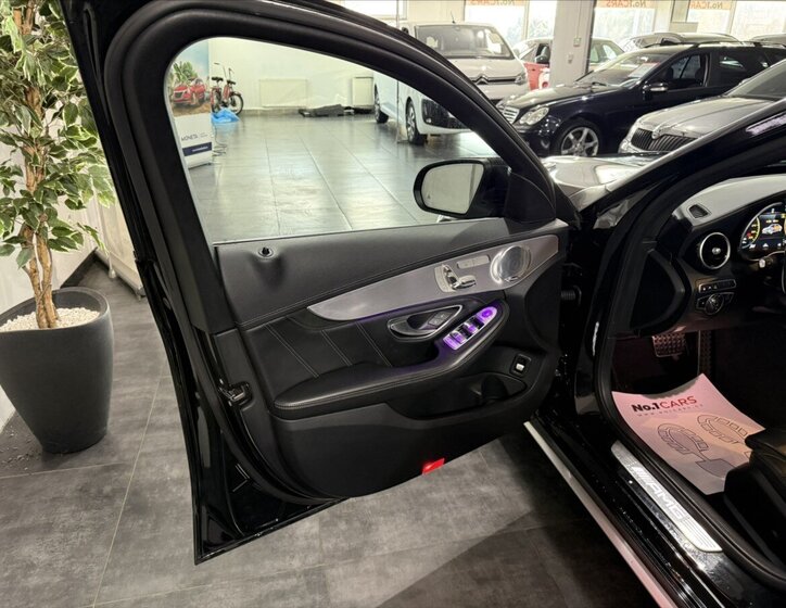 Mercedes-Benz Třídy C 6