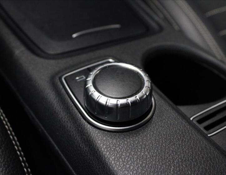 Mercedes-Benz CLA 24