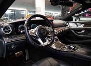 Mercedes-Benz CLS Sedan 3,0 l 320 kw