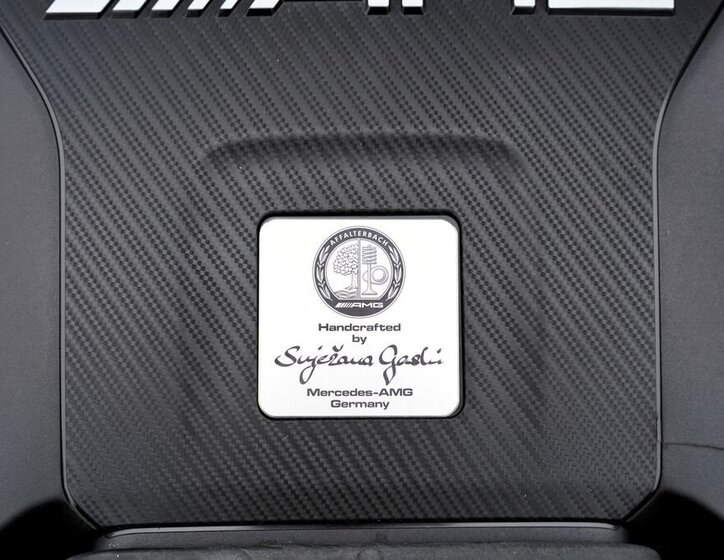 Mercedes-Benz CLA Sedan 2,0 l 340 kw