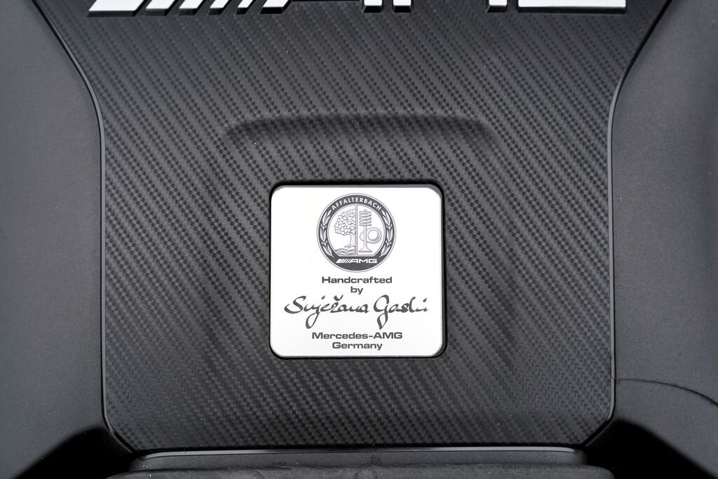 Mercedes-Benz CLA Sedan 2,0 l 340 kw