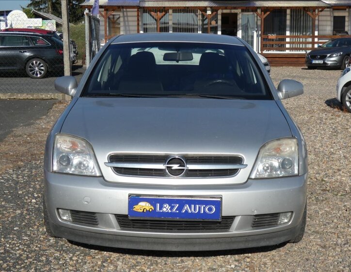 Opel Vectra Sedan / Limuzína 2,2 l 108 kw
