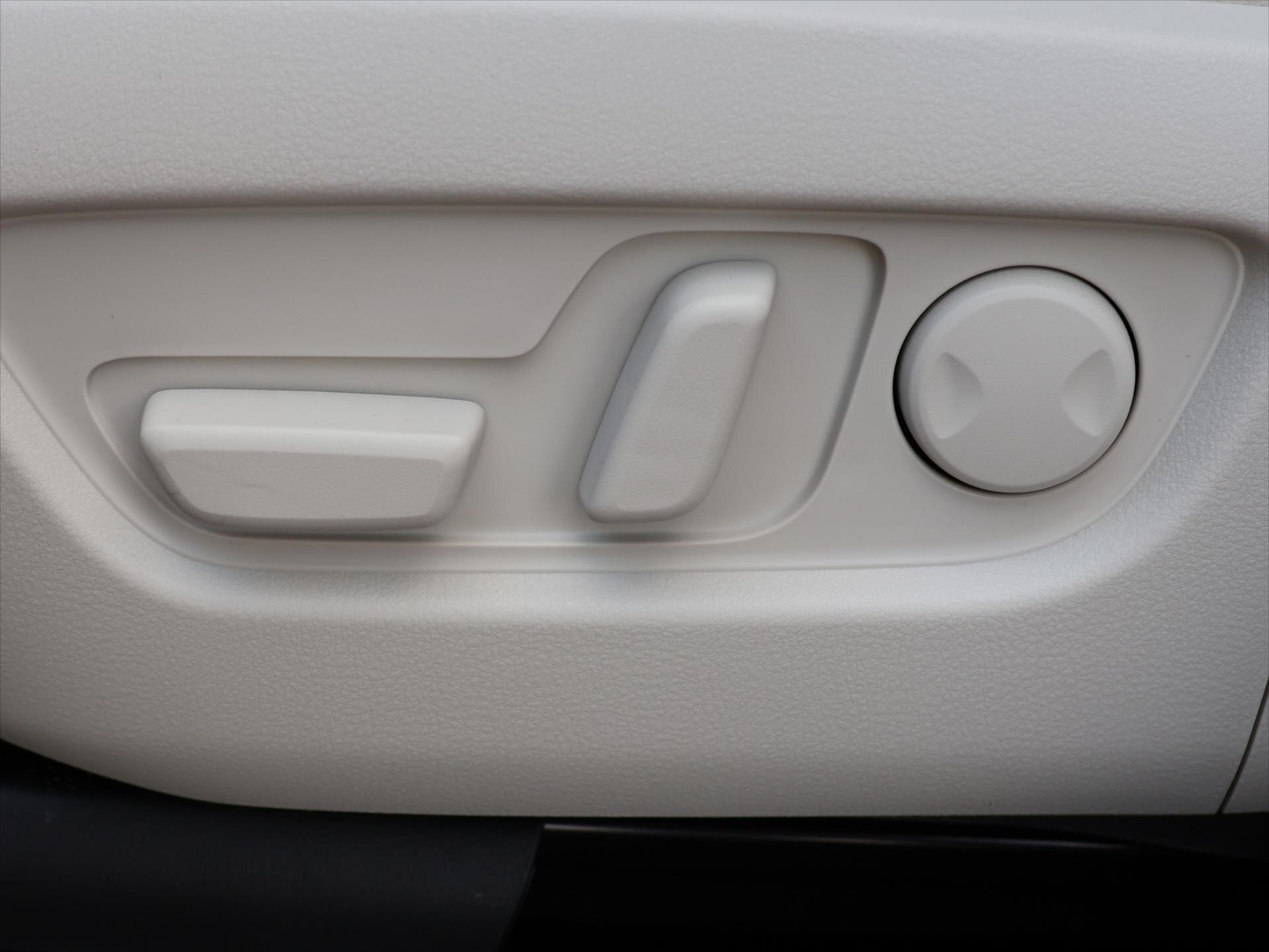 Mazda CX-60 SUV / Terénní 3,3 l 187 kw