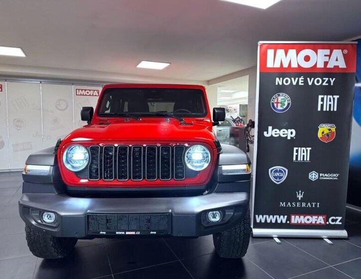 Jeep Wrangler Kombi 2,0 l 200 kw