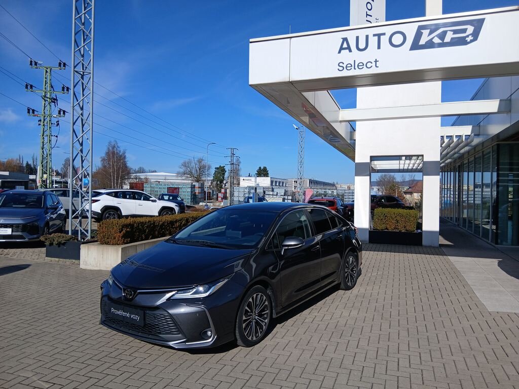 Toyota Corolla Sedan 1,5 l 92 kw