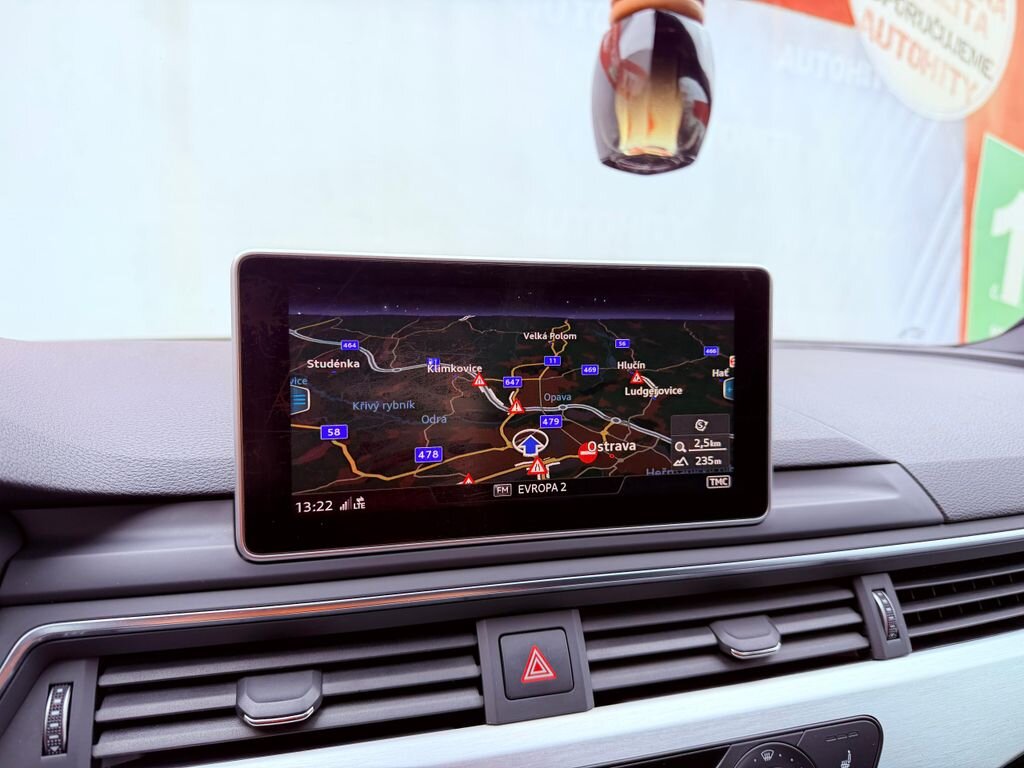 Audi A4 Kombi 2,0 l 110 kw