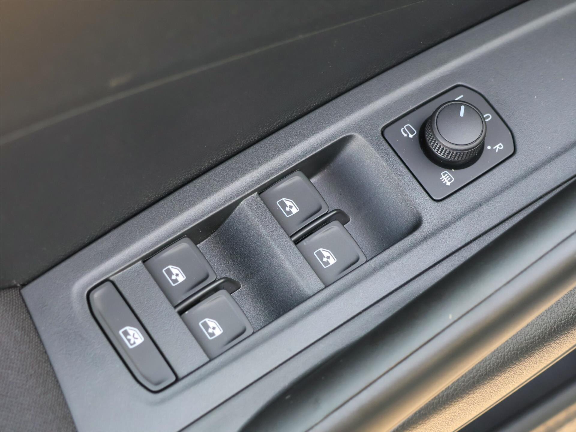 Škoda Fabia Hatchback 999,0 85 kw