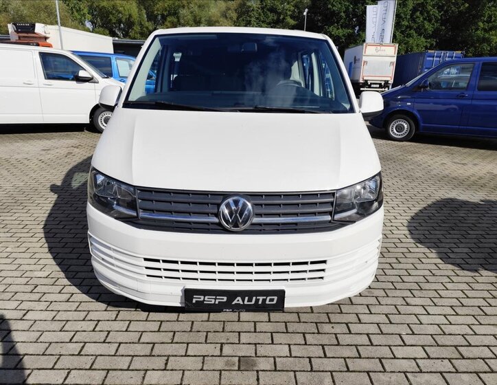 Volkswagen Transporter Kombi 2,0 l 84 kw
