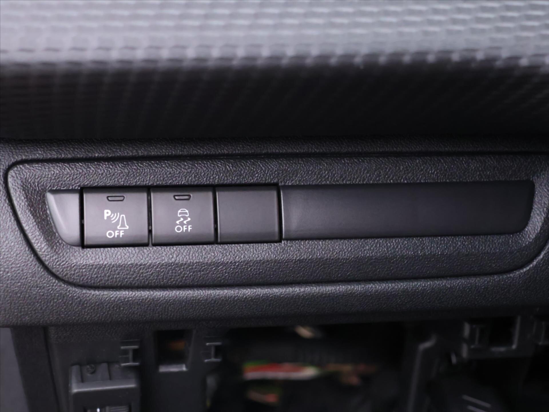 Peugeot 2008 MPV 1,2 l 60 kw