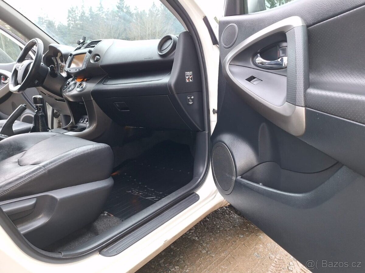 Toyota RAV4 SUV 0,0 0