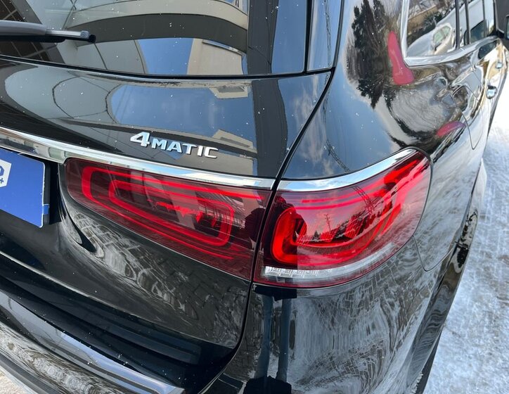 Mercedes-Benz GLS 11