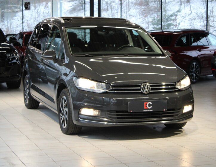 Volkswagen Touran MPV 1,5 l 110 kw
