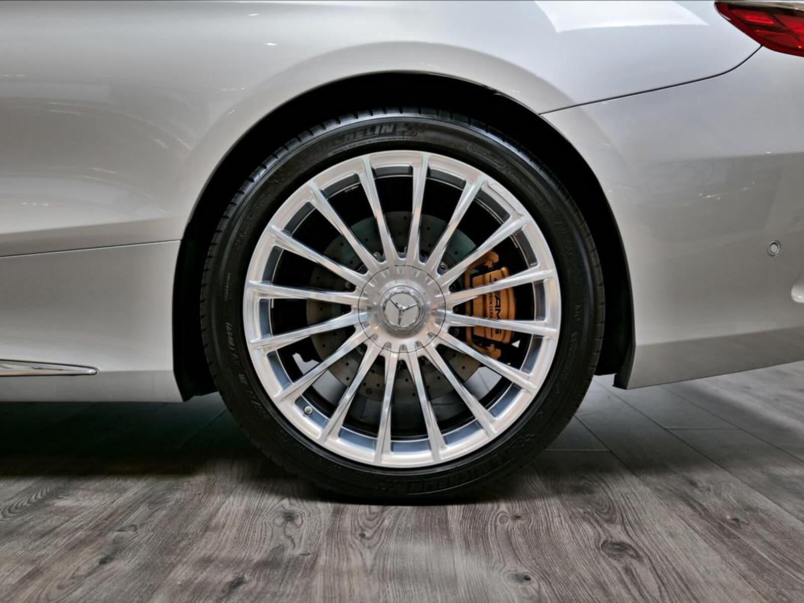 Mercedes-Benz Třídy S 8