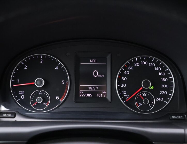 Volkswagen Touran 20