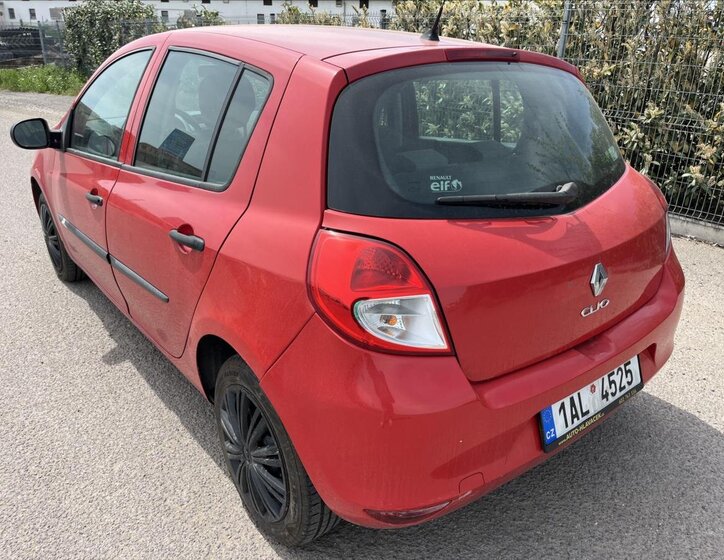Renault Clio Hatchback 1,1 l 48 kw