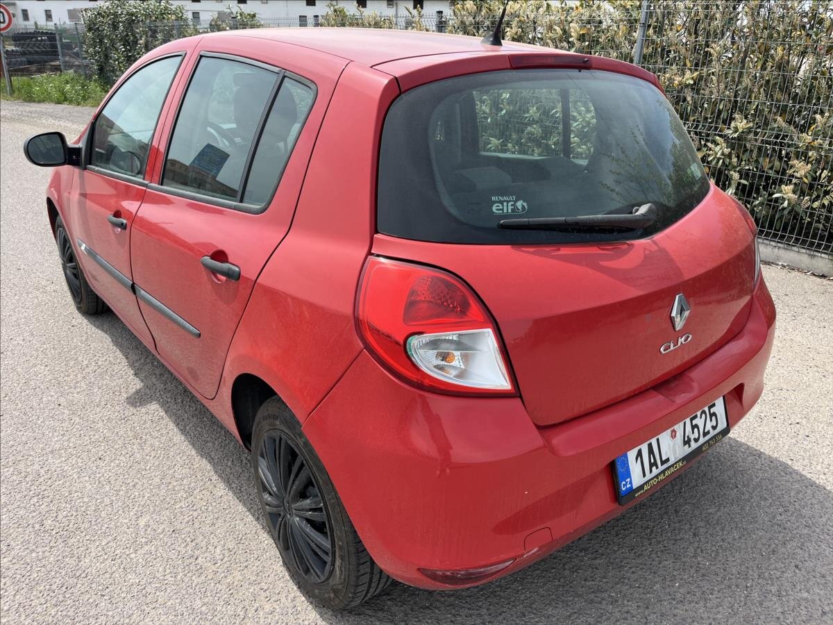 Renault Clio Hatchback 1,1 l 48 kw