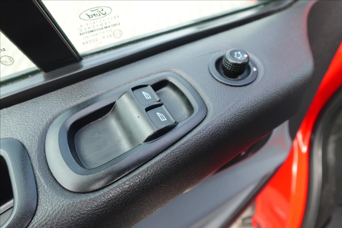 Ford Transit Custom Ostatní 2,0 l 77 kw