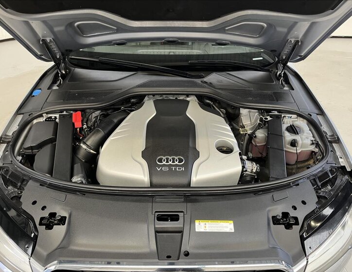 Audi A8 Sedan 3,0 l 190 kw