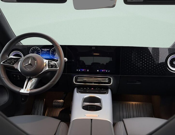 Mercedes-Benz CLA Sedan / Limuzína 0,0 260 kw