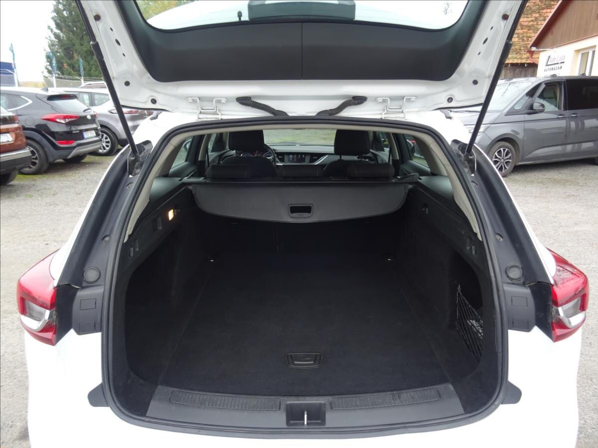 Opel Insignia Kombi 2,0 l 125 kw