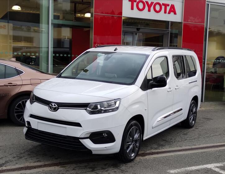 Toyota ProAce City Verso 9