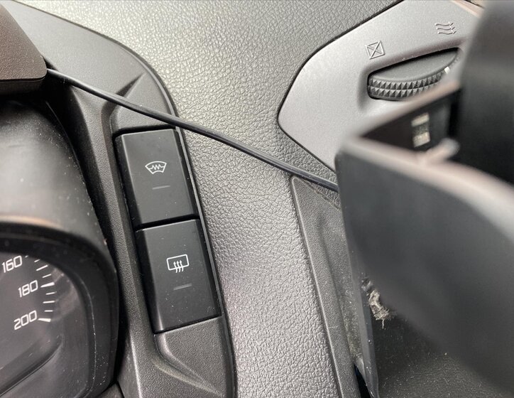 Ford Tourneo Custom MPV 2,0 l 96 kw