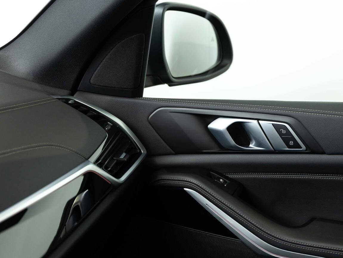 BMW X5 SUV / Terénní 3,0 l 250 kw