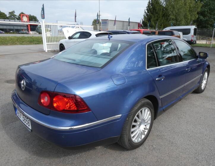 Volkswagen Phaeton 9