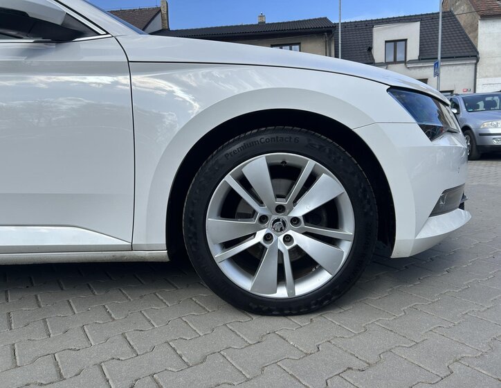 Škoda Superb Kombi 2,0 l 110 kw