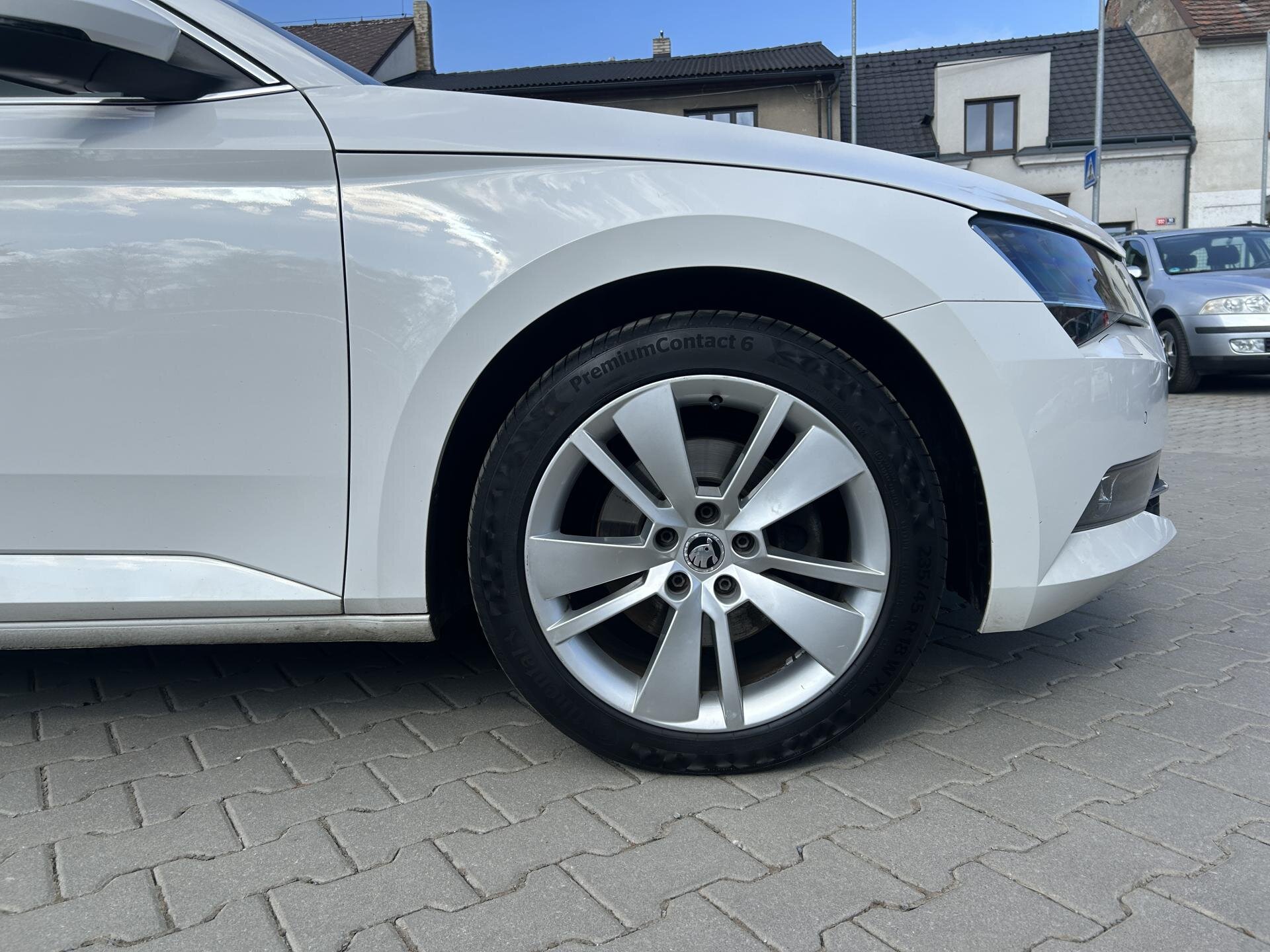 Škoda Superb Kombi 2,0 l 110 kw