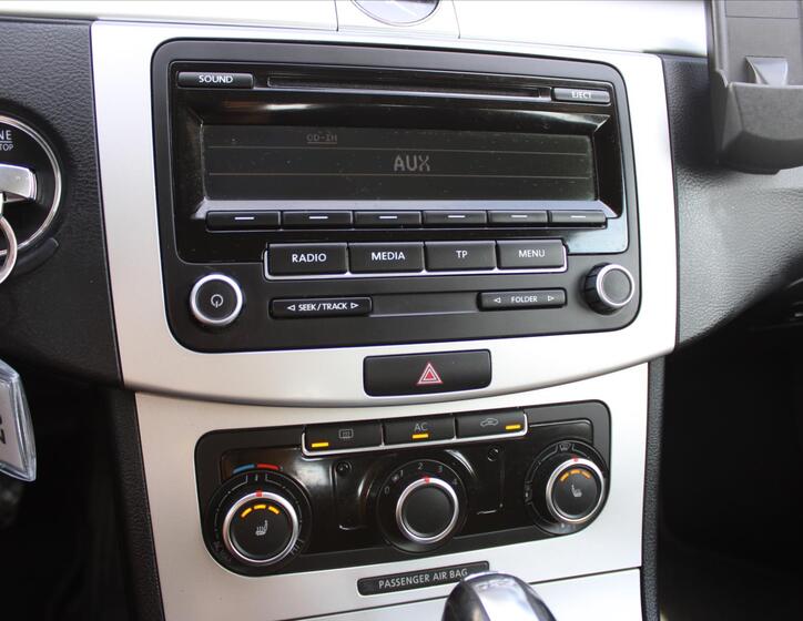 Volkswagen Passat 16