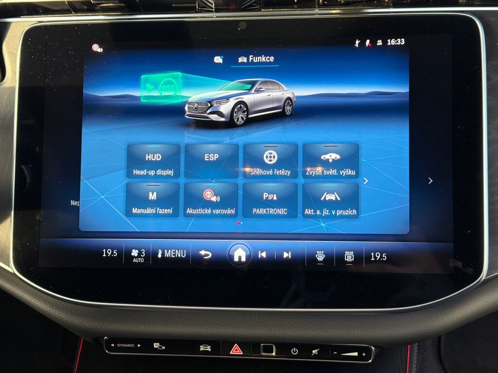 Mercedes-Benz Třídy E Sedan / Limuzína 2,0 l 145 kw