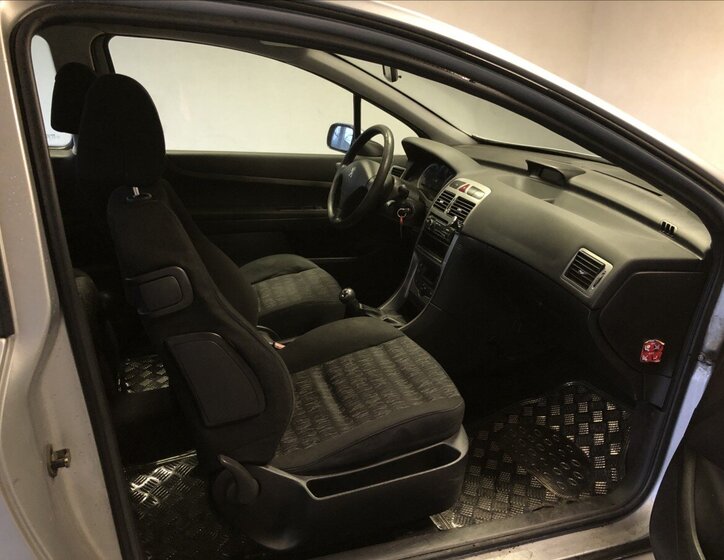 Peugeot 307 Hatchback 1,6 l 80 kw