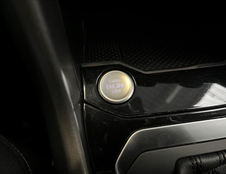 Volkswagen T-Roc SUV 1,5 l 110 kw